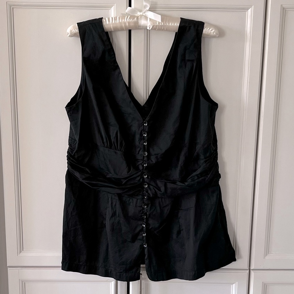 Mossimo black ruched button front dressy tank  w front & back deep v-neck (XL)